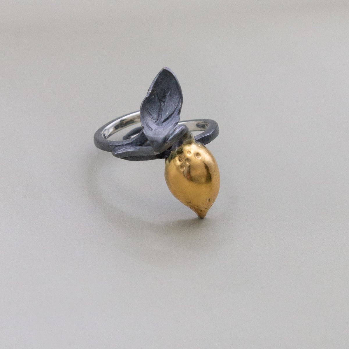 Пръстен Лимончето с едно листо - тъмен вариант