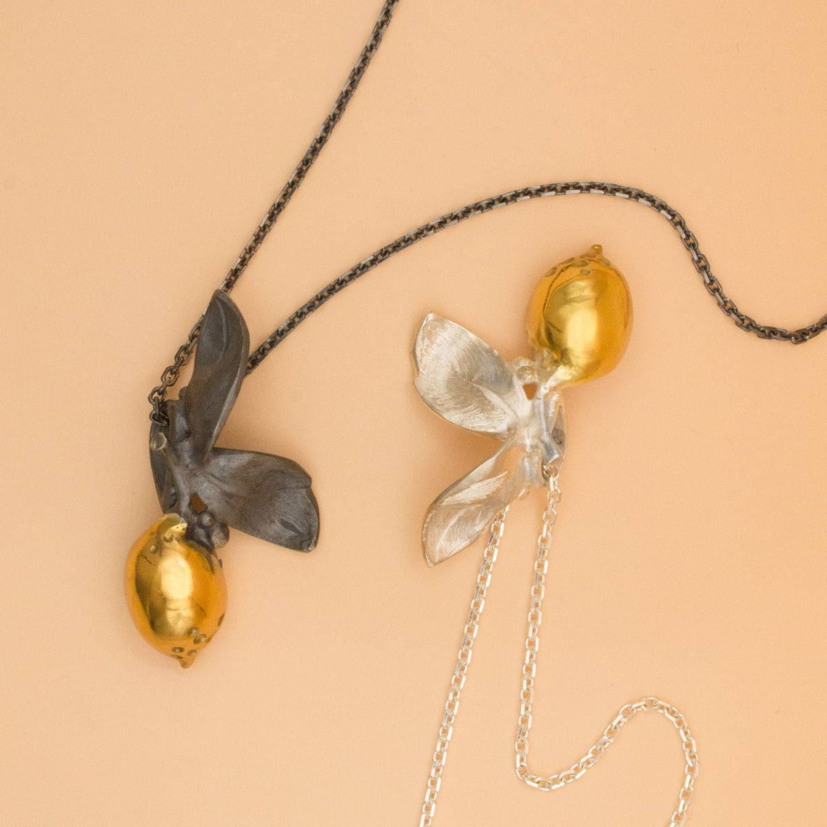 Колие Лимончело с две листа - тъмен вариант